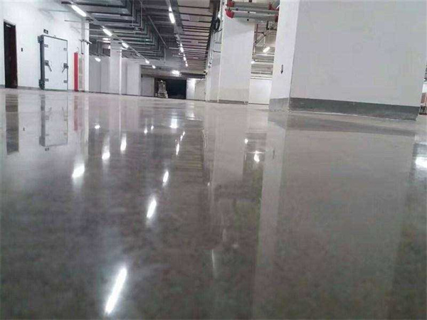 密封固化剂地坪和环氧地坪的区别